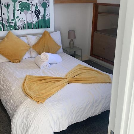 Wandsworth, South London Deluxe King Room 4 Екстер'єр фото